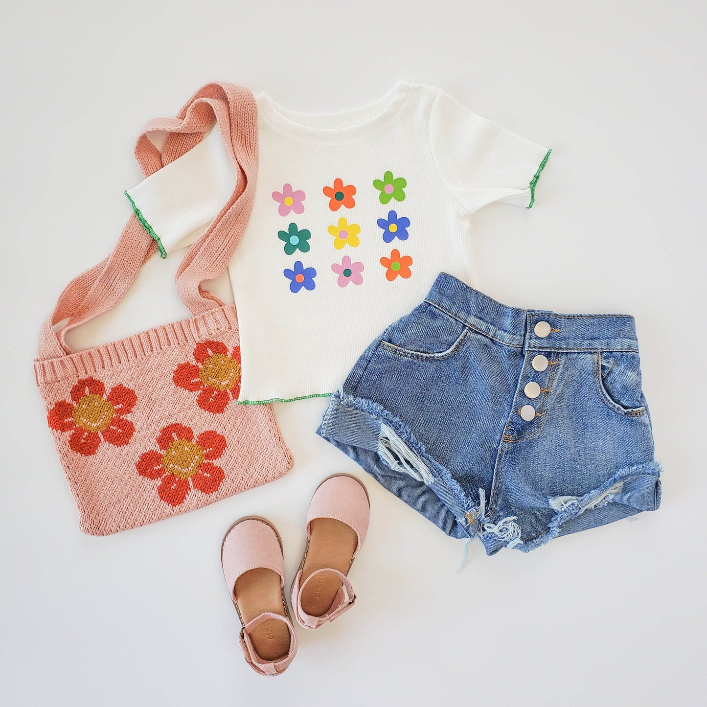 Smiley Flower Power Knit Handbags for Stylish Summer Fashion featheredbreaths