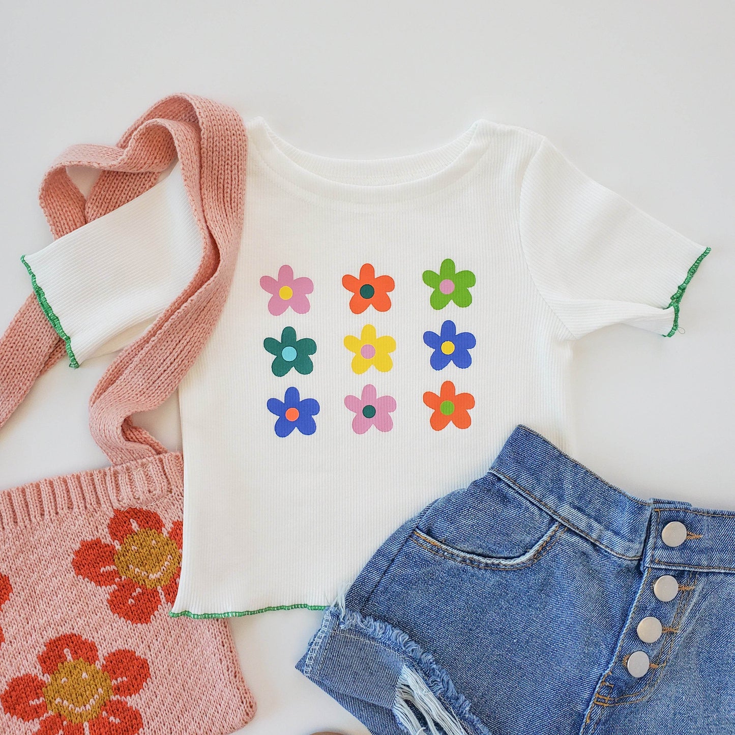 Flower Power Ribbed Spring T-Shirt - Stylish and Comfortable Seasonal Apparel featheredbreaths