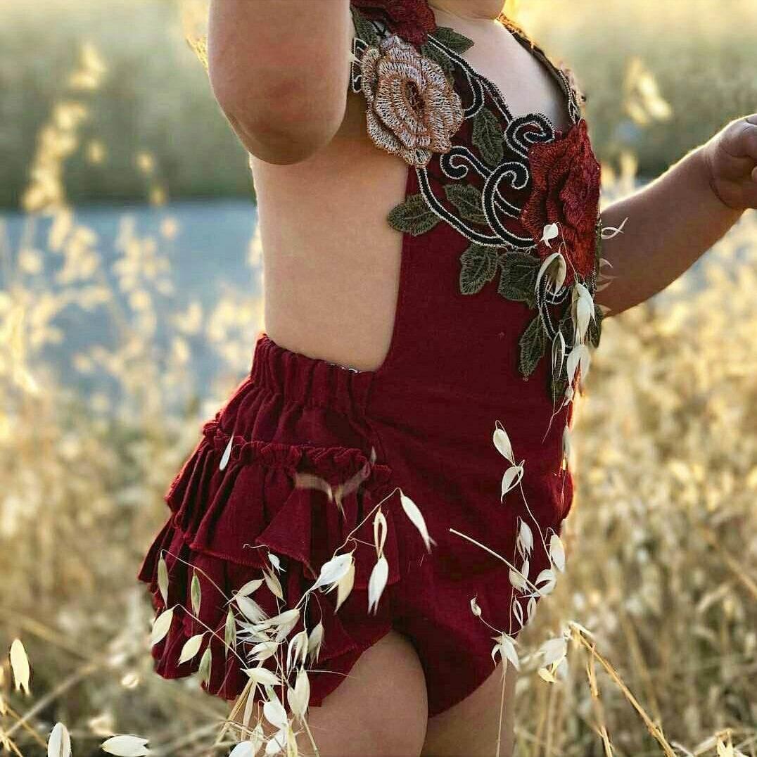Linen Rose Burst Romper for Girls – Stylish Summer Outfit Feathered Breaths