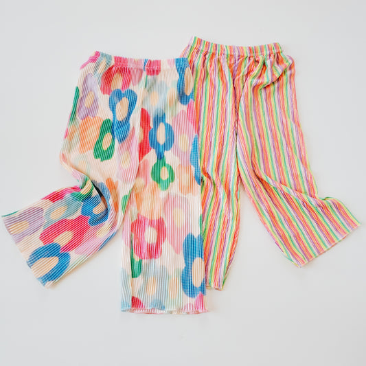 WIDE-LEG FLOWER POWER BOTTOMS