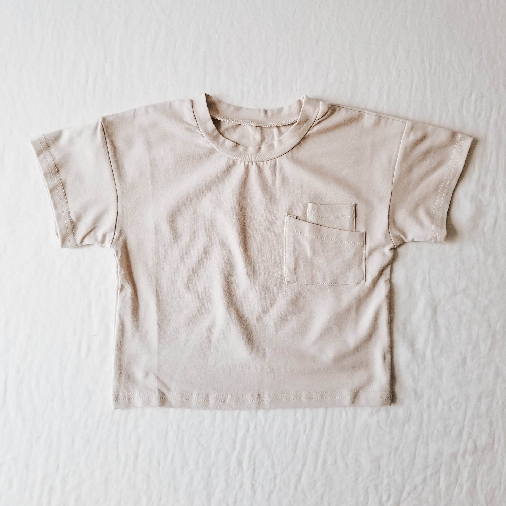 Gender Neutral Pocket T-Shirt for All Genders - Comfortable and Stylish featheredbreaths